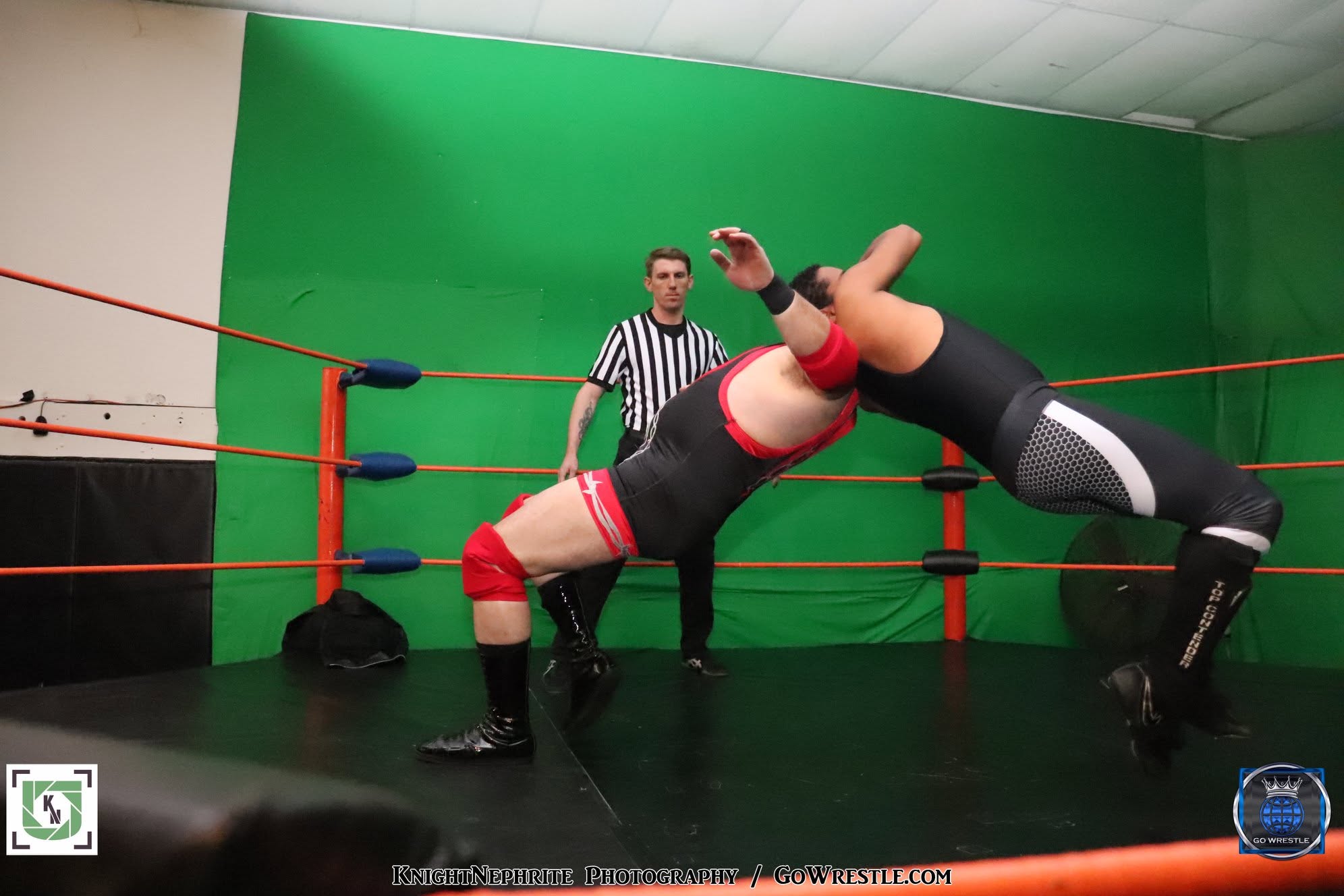 Alejandro Bravo vs. Nick Brutal