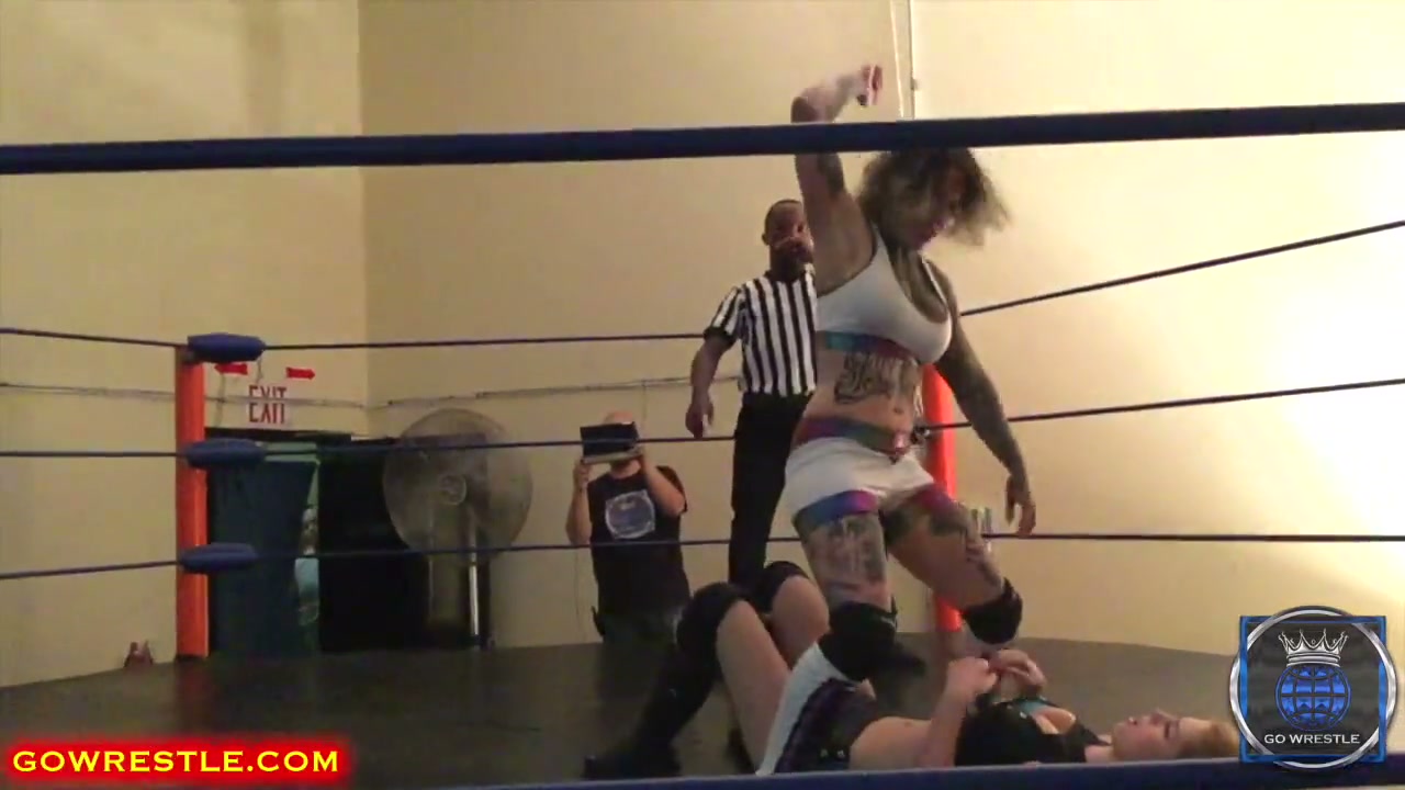 Brandi Lauren vs Lindsay Snow at Go Wrestle 12