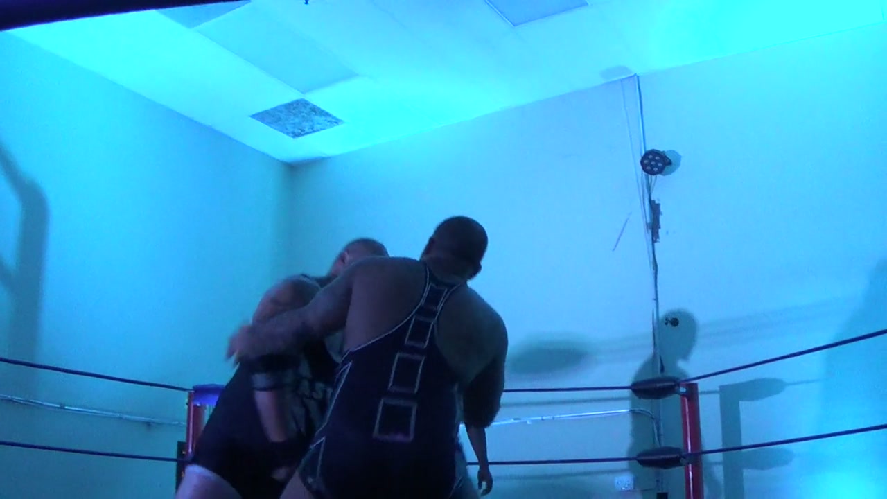 Biff Slater vs John Davis at Go Wrestle 17